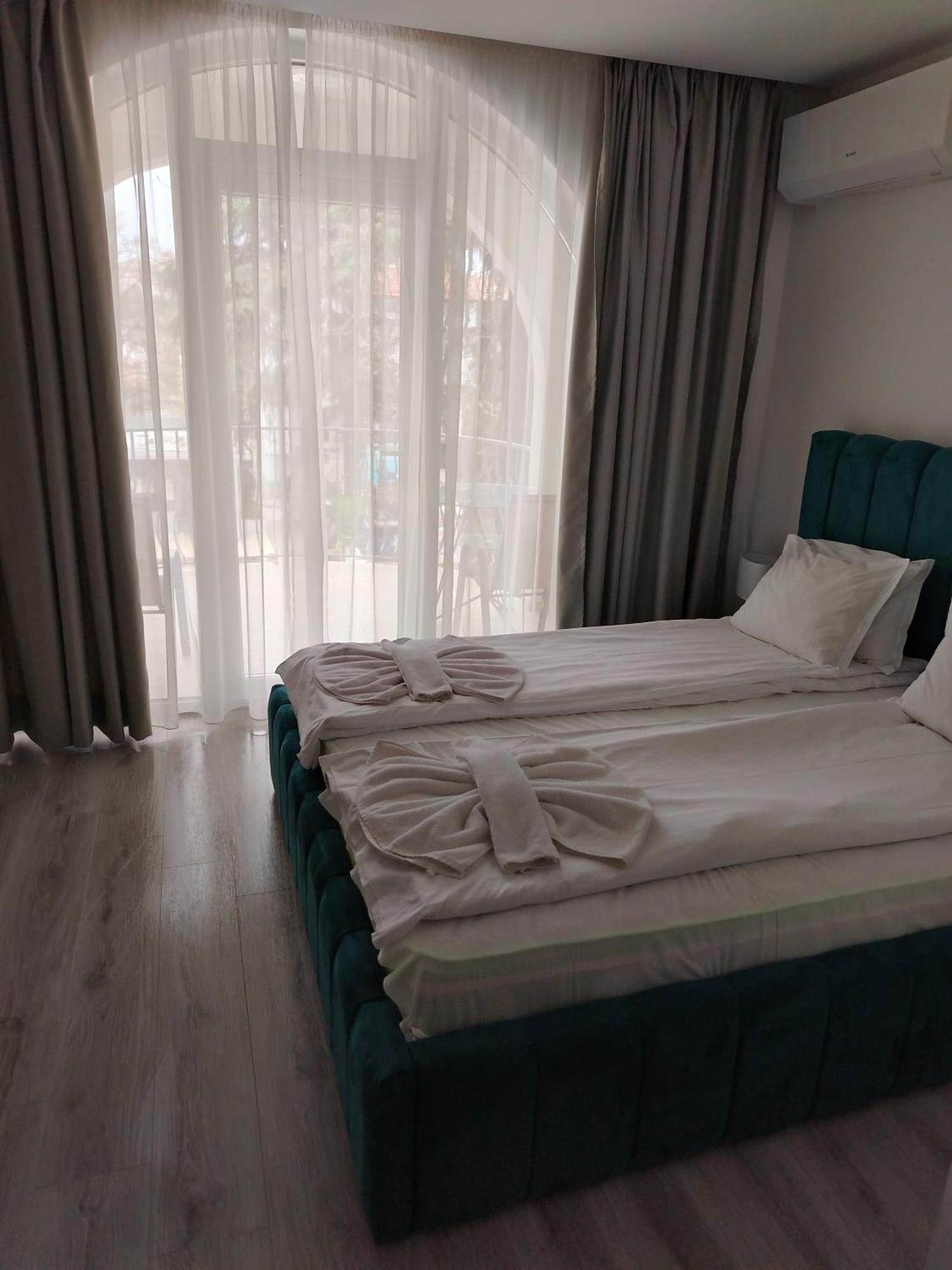 St.St. Constantine And Helena Otel Sandanski Oda fotoğraf