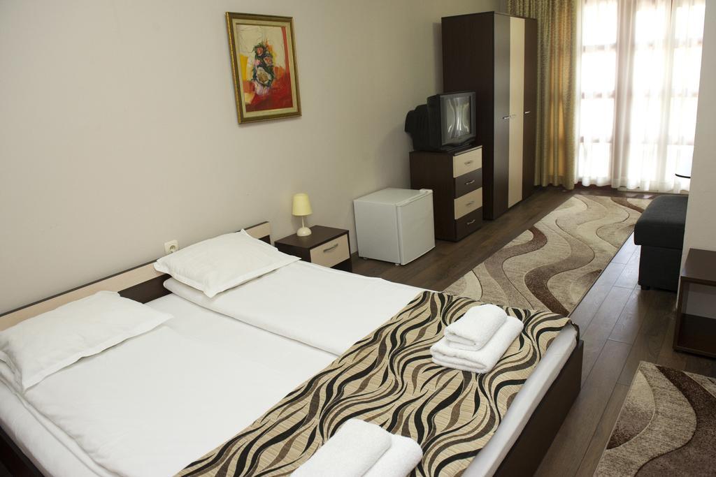 St.St. Constantine And Helena Otel Sandanski Dış mekan fotoğraf