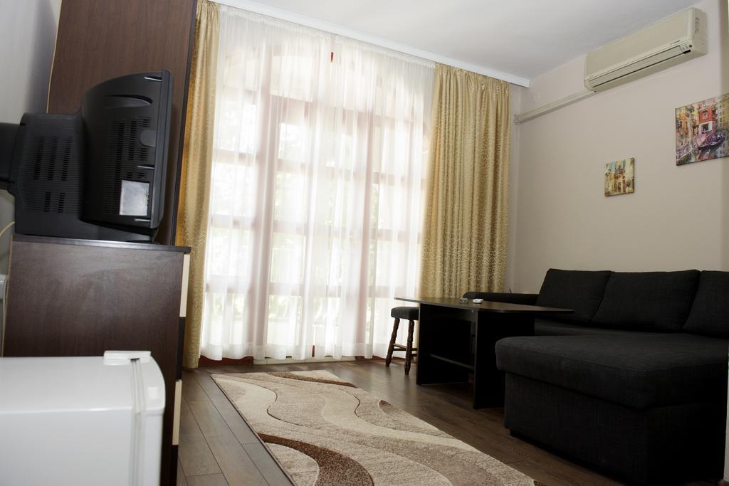 St.St. Constantine And Helena Otel Sandanski Dış mekan fotoğraf