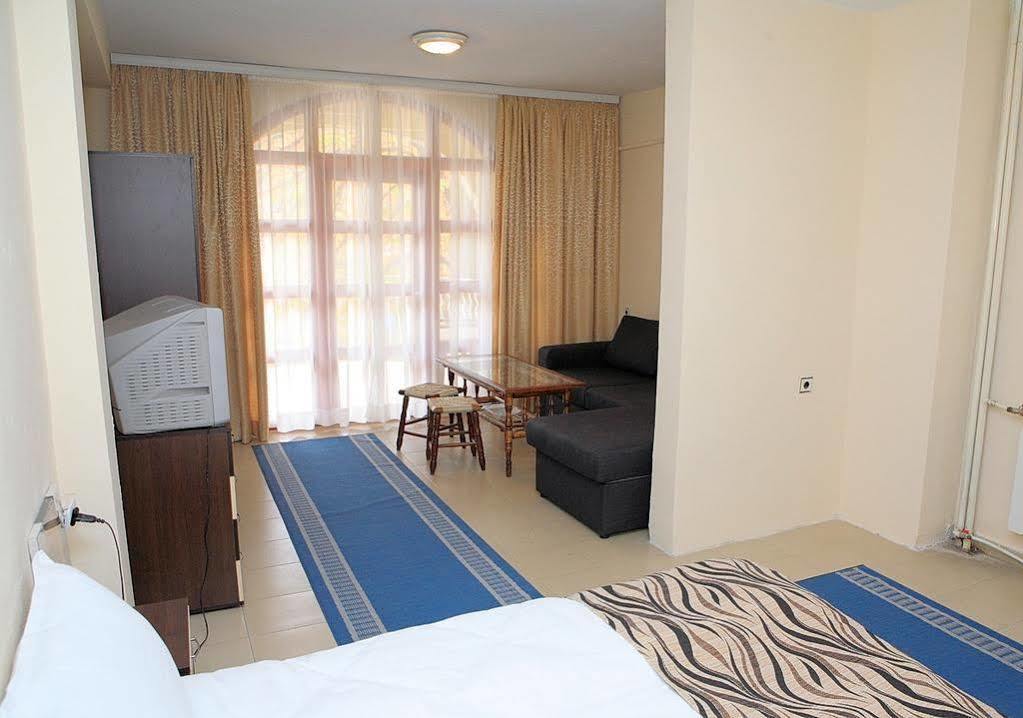 St.St. Constantine And Helena Otel Sandanski Dış mekan fotoğraf